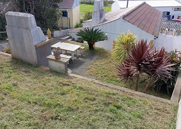 Vivenda Cha Ferienhaus Ribeira Funda (Faial)